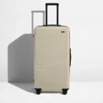 Sert Tek Fermuarlı Ultra Büyük Valiz - Tuz Beyazı (Parlak)