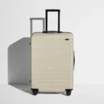 Sert Tek Fermuarlı Büyük Boy Valiz - Tuz Beyazı (Parlak)